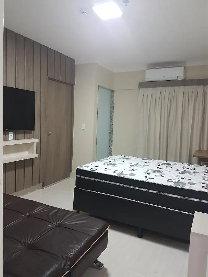 Piazza Di Roma. Andreia. Apartment Caldas Novas